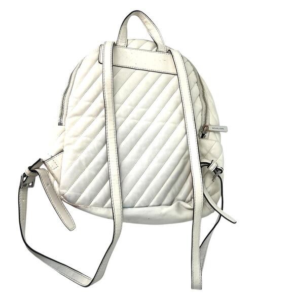 Michael Kors Erin medium quilted leather backpack in optic white Bag - Picture 5 of 7